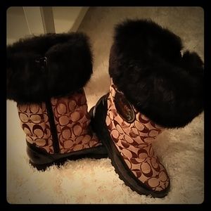 Coach Shoes - Joyous Authentic Coach Boots Coach Shoes - Joyous Authentic Coach Boots